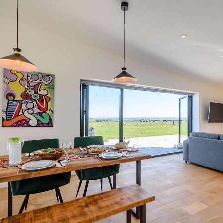 2-Bed Modern Bungalow - Outstanding Country Views Harrogate Eksteriør billede